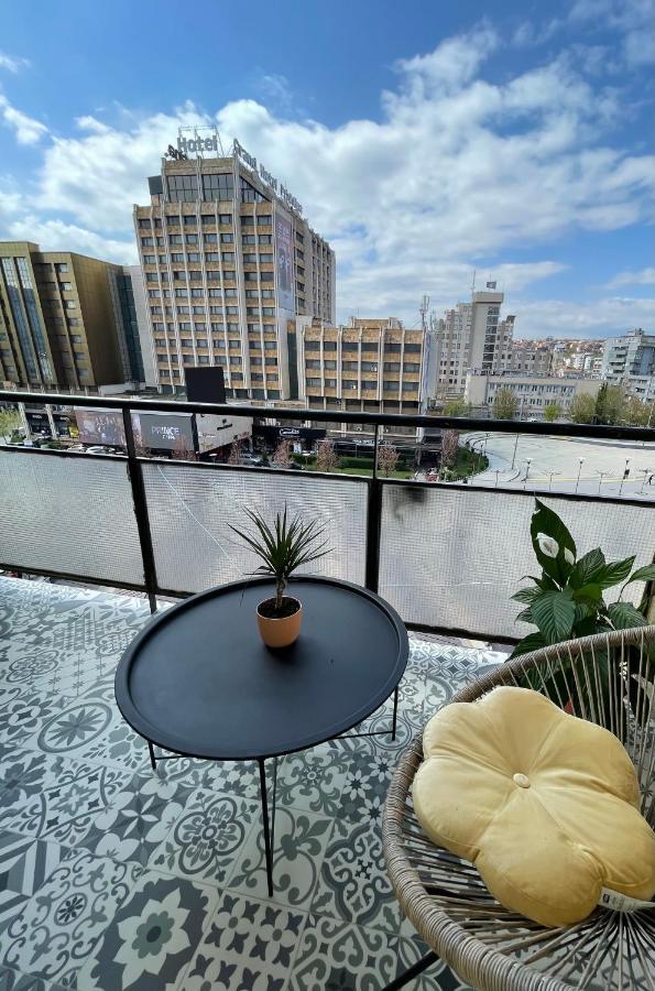 Cozy Bright Central Priştine Dış mekan fotoğraf